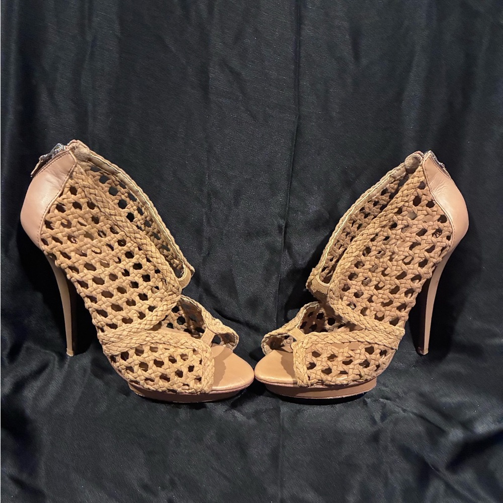 Badgley Mischka Tan Woven Heels 8 1/2
